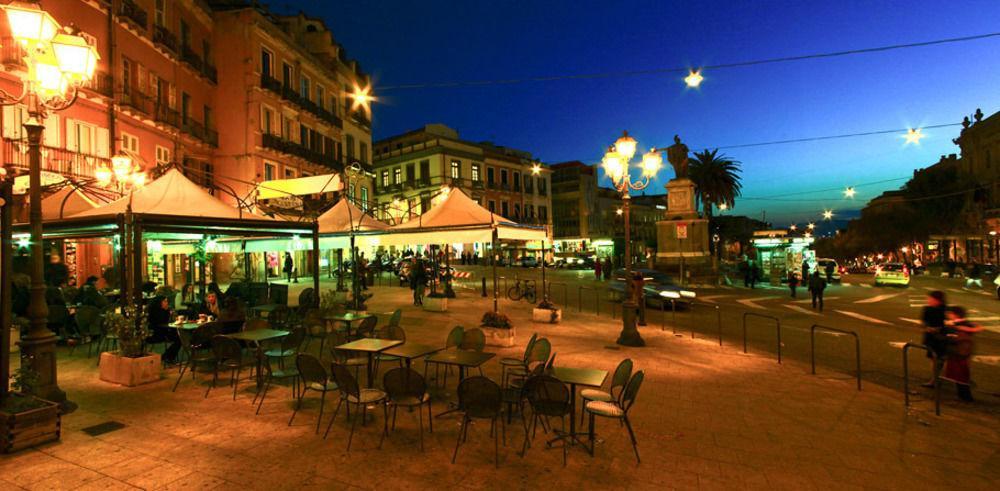 Domus Yenne Suites Cagliari Buitenkant foto