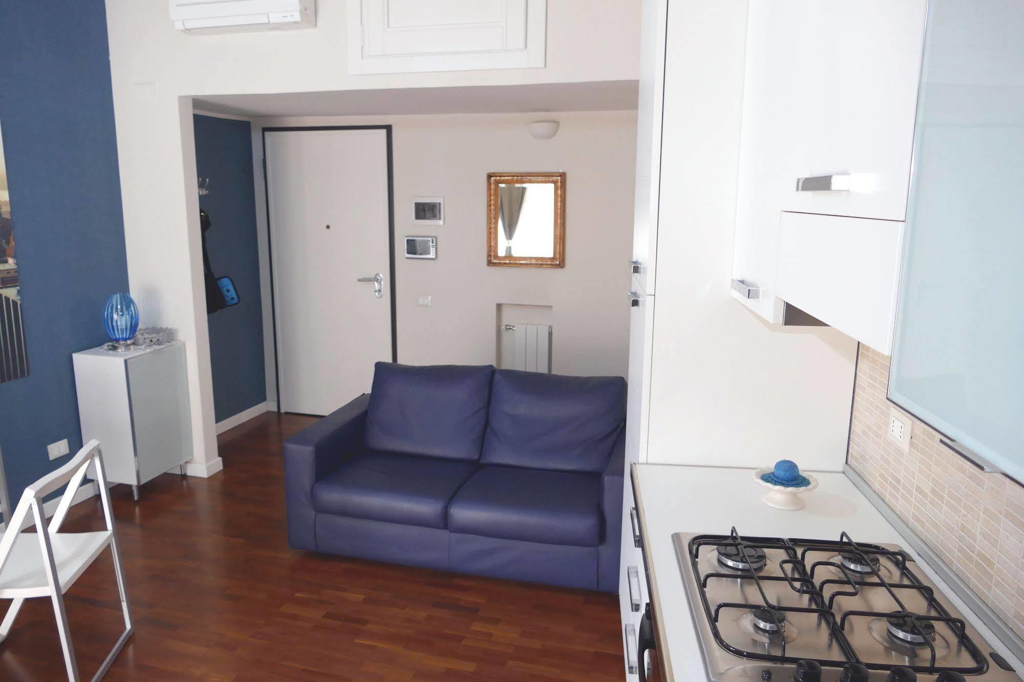 Domus Yenne Suites Cagliari Buitenkant foto