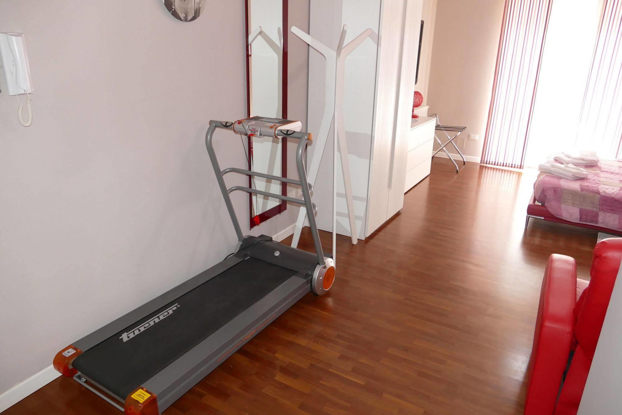 Domus Yenne Suites Cagliari Buitenkant foto