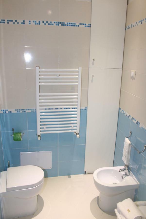 Domus Yenne Suites Cagliari Buitenkant foto