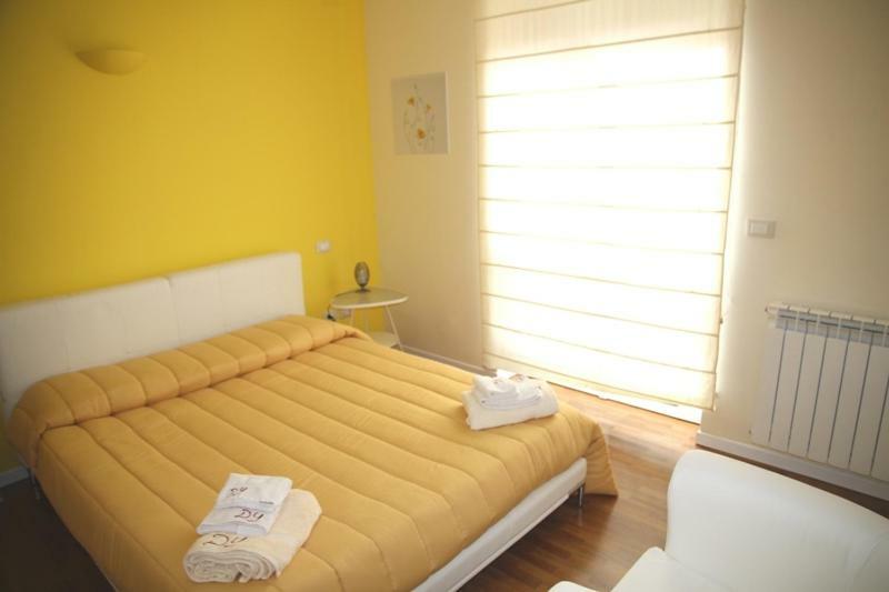 Domus Yenne Suites Cagliari Buitenkant foto